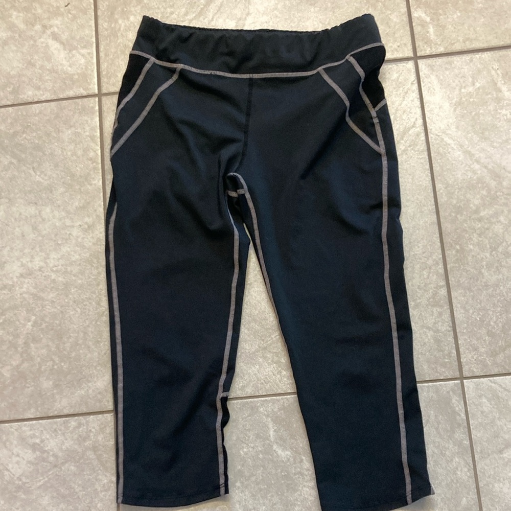 Oiselle Black Athletic capris